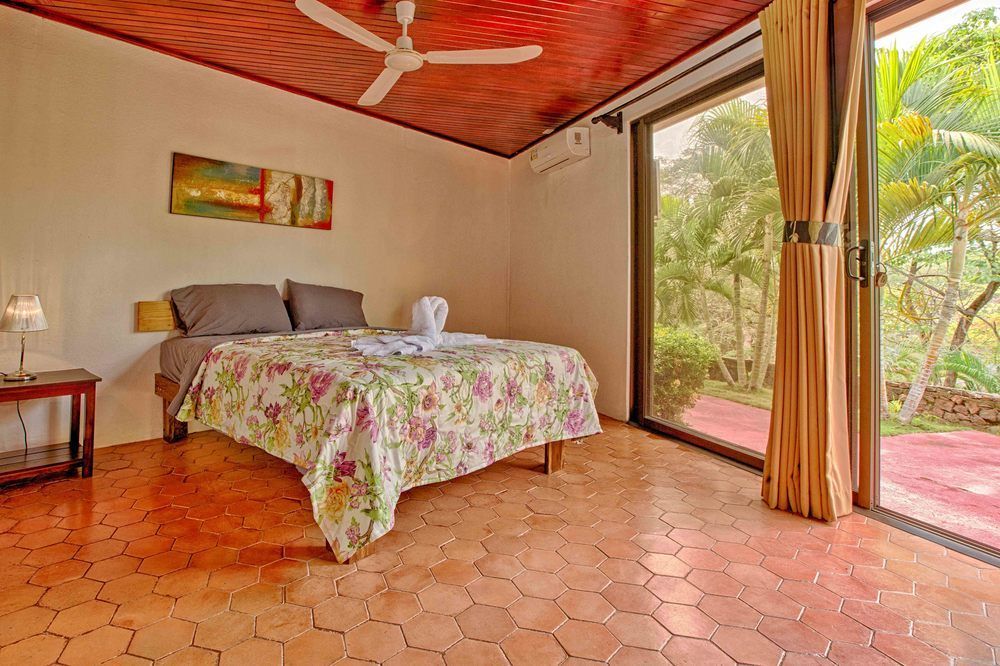Condor Lodge Playa Conchal Eksteriør billede
